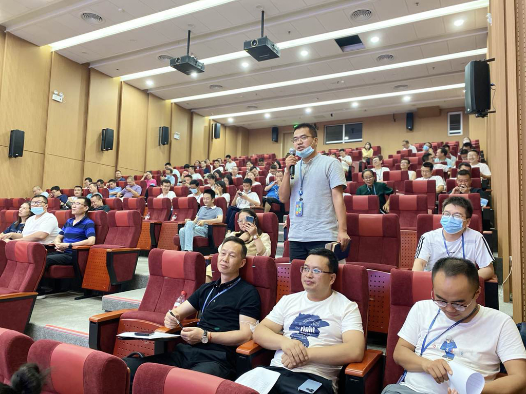 Huayi Microelectronics launched the fifth phase of management and cultural exchange activities
